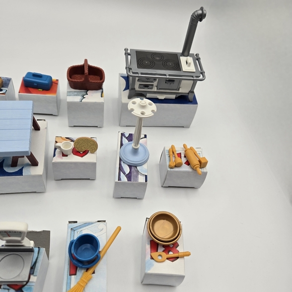 Vintage 1999 Playmobil 3978 Advent Calendar Playset Angel Santa Bakery Set - Picture 7 of 16